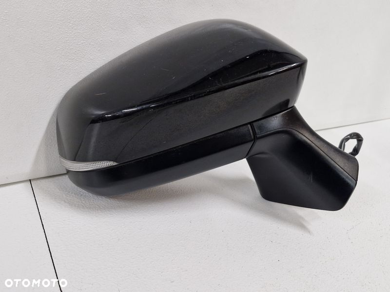 toyota corolla cross lusterko drzwi prawe 10 pin eu - 1