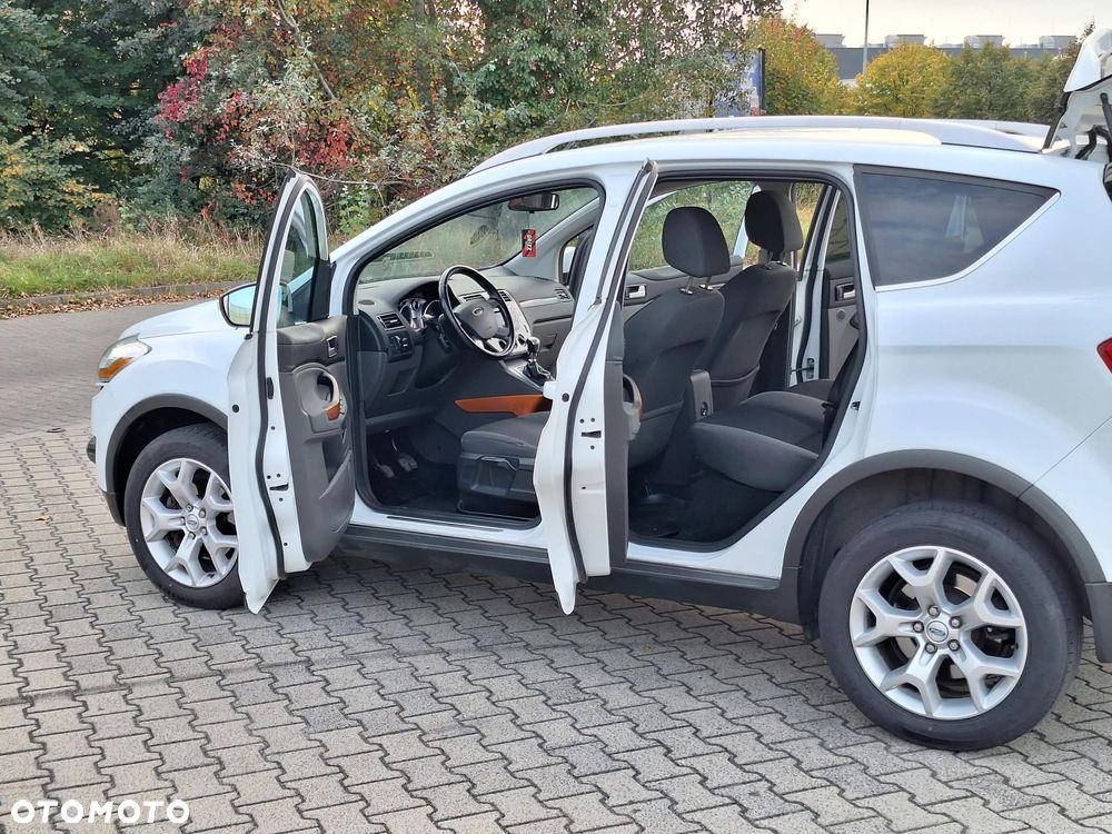 Ford Kuga - 9