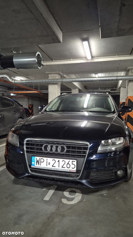 Audi A4 Avant - 1