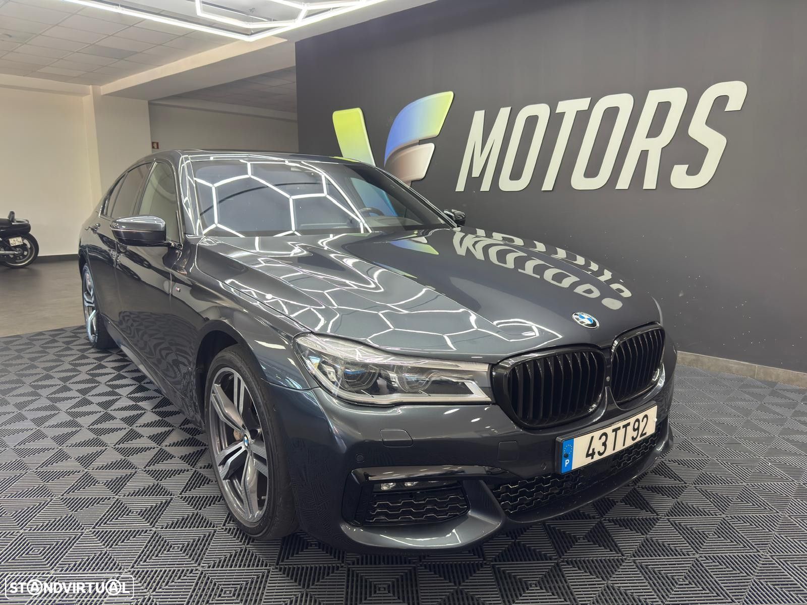 BMW 740 d xDrive Pack M - 1