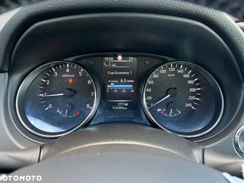 Nissan Qashqai 1.2 DIG-T N-Connecta - 9
