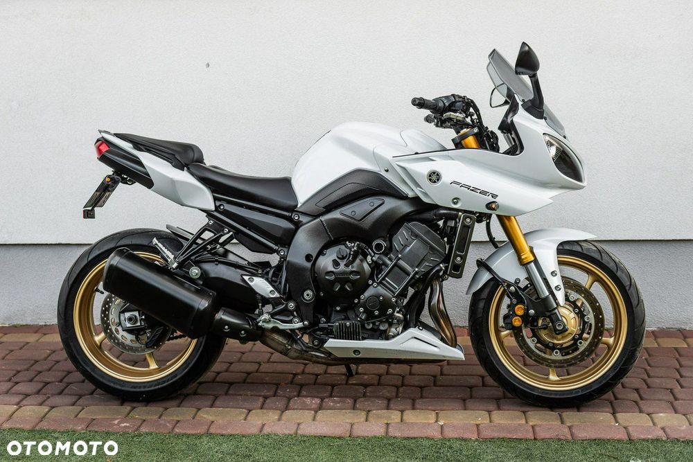 Yamaha FZ - 2