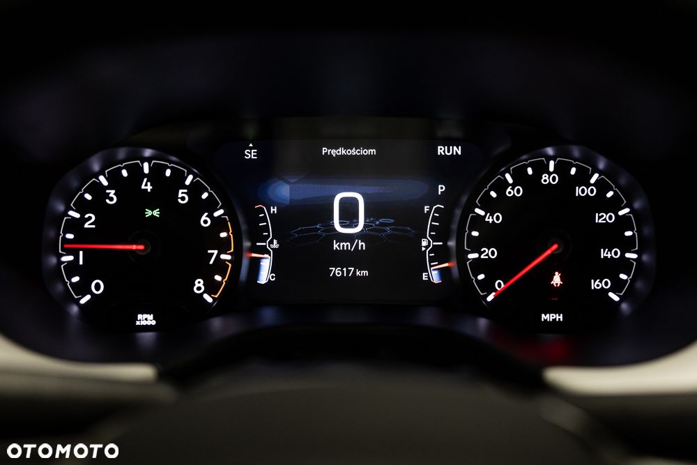 Jeep Compass - 24