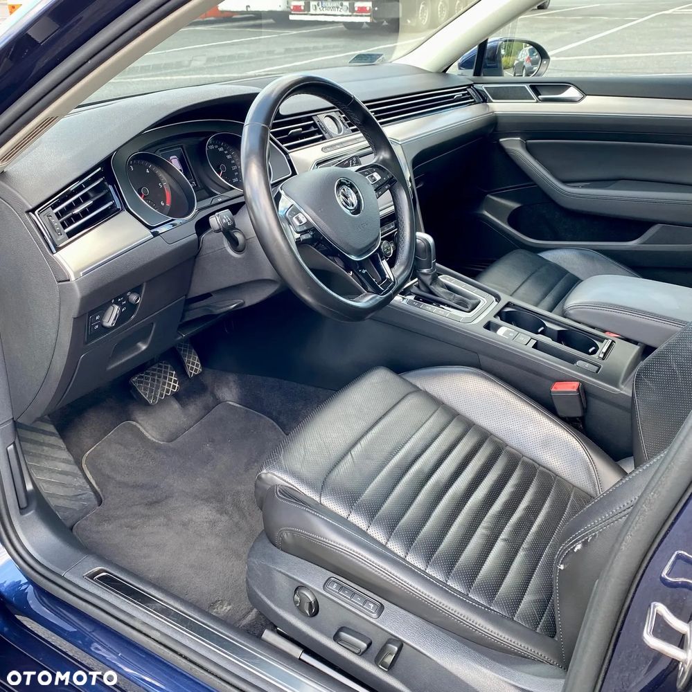 Volkswagen Passat - 7