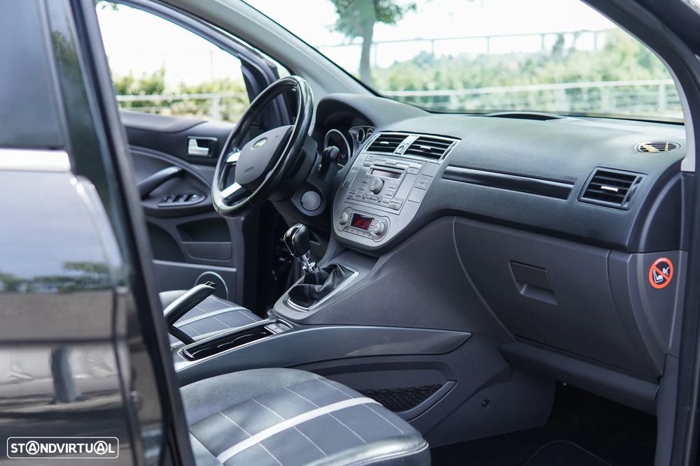 Ford Kuga 2.0 TDCi 2x4 Individual - 48