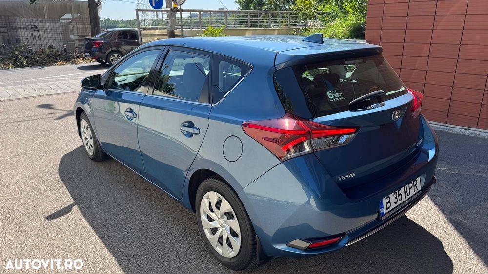 Toyota Auris 1.6 L Valvematic CVT Luna - 5