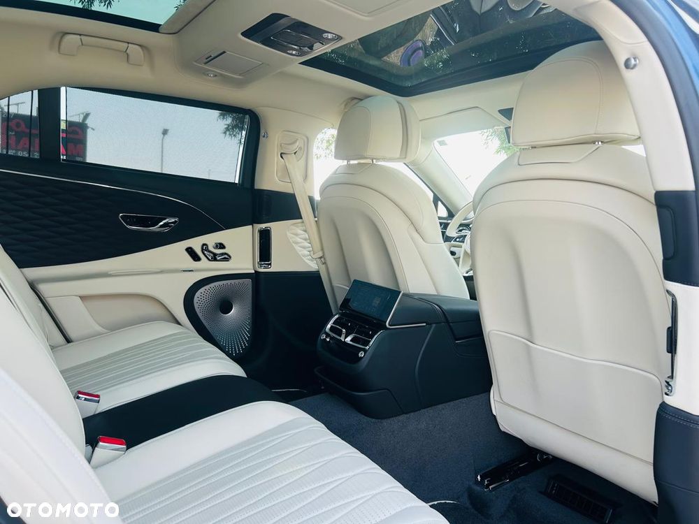 Bentley Flying Spur - 16