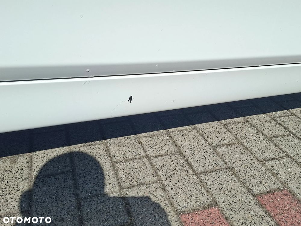 BMW Seria 5 518d - 14