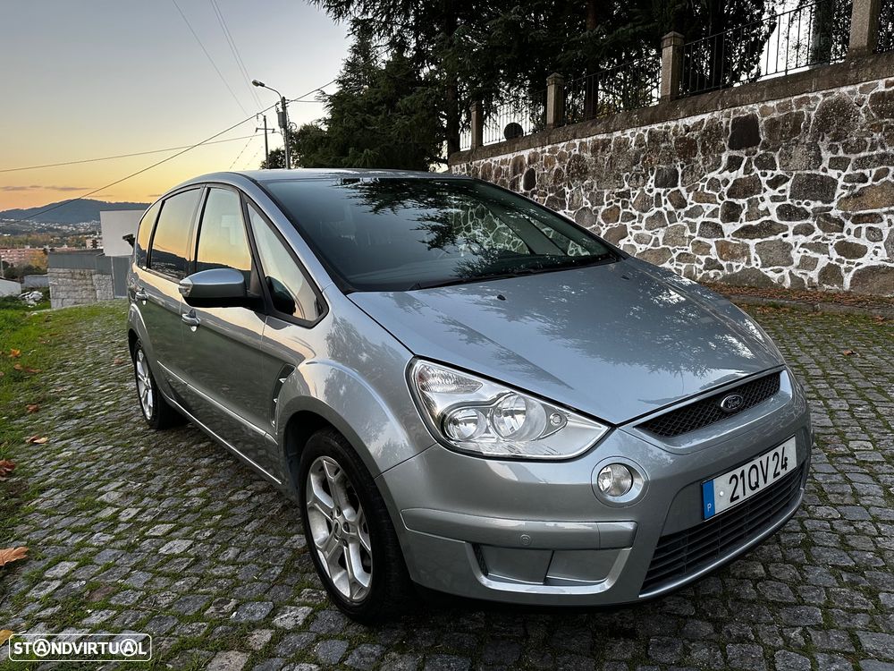 Ford S-Max 2.0 TDCi Titanium 7L - 7