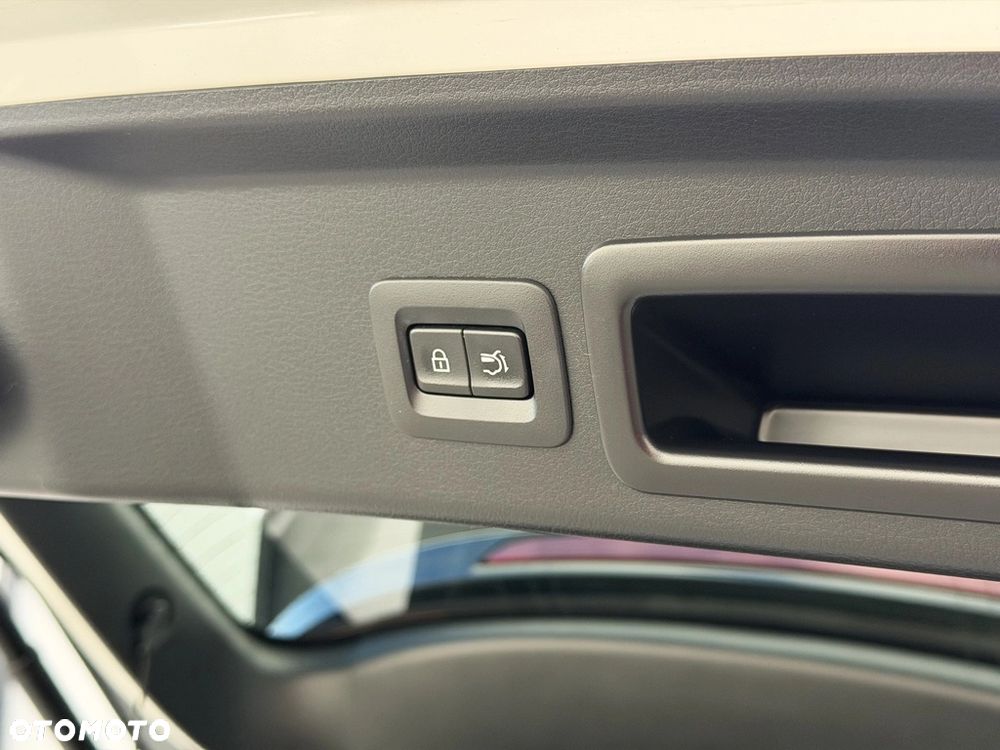 Mazda CX-30 e-SKYACTIV-G 2.0 M HYBRID 150 - 10