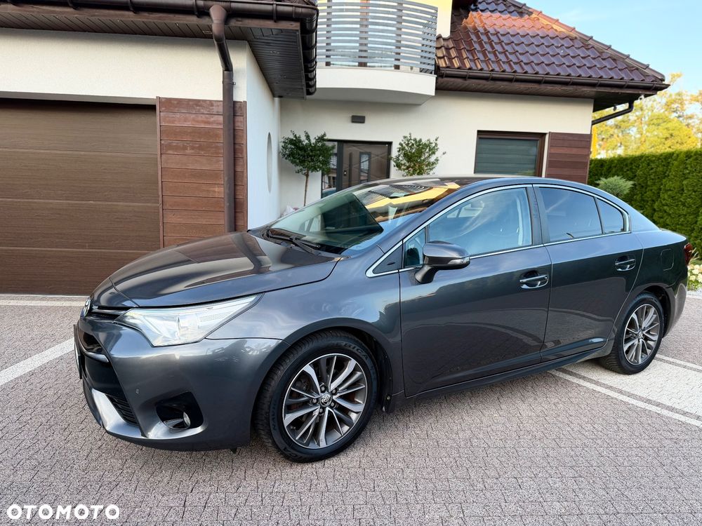 Toyota Avensis 2.0 Prestige MS - 3