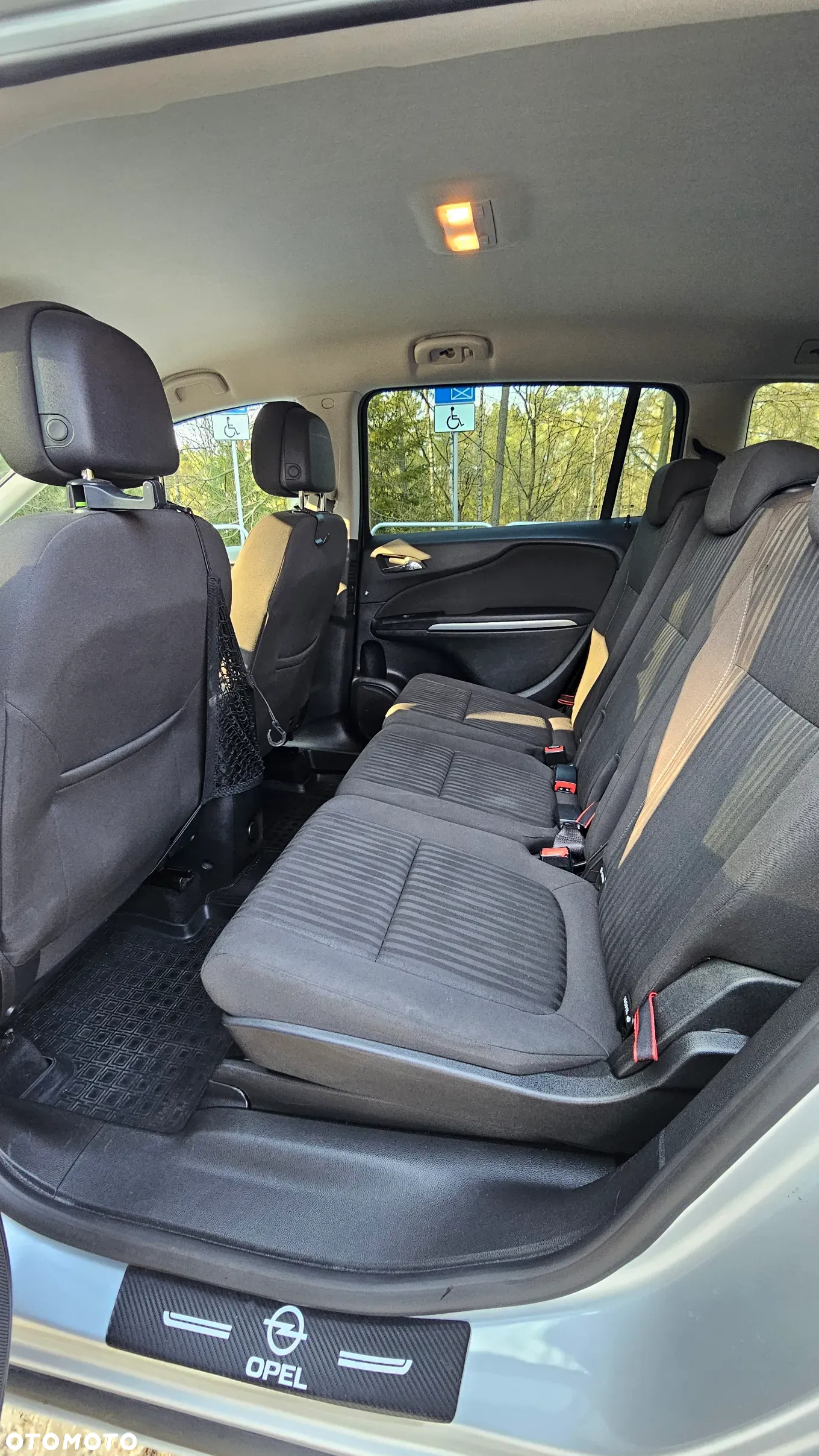 Opel Zafira - 12