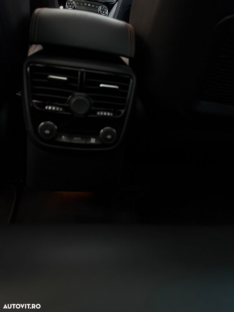 Peugeot 508 RXH Hybrid4 - 25