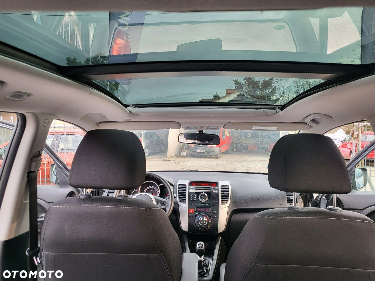 Kia Venga - 14