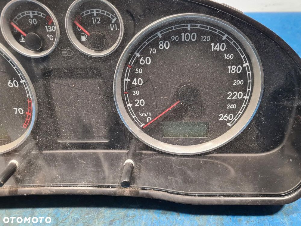 VOLKSWAGEN PASSAT B5 FL 1.8T LICZNIK 3B0920807 - 3