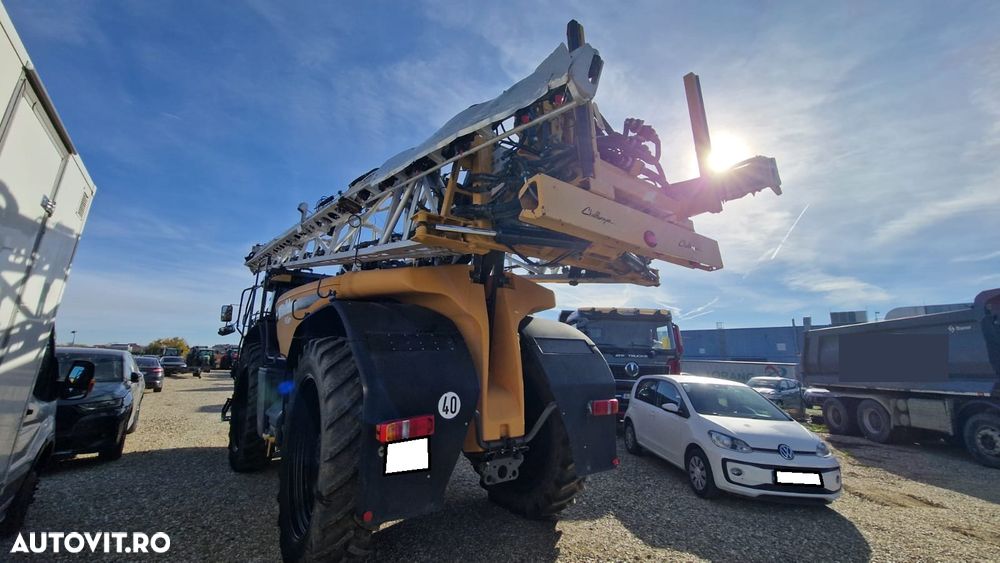 Challenger ROGATOR 635 SPRAYER - 3