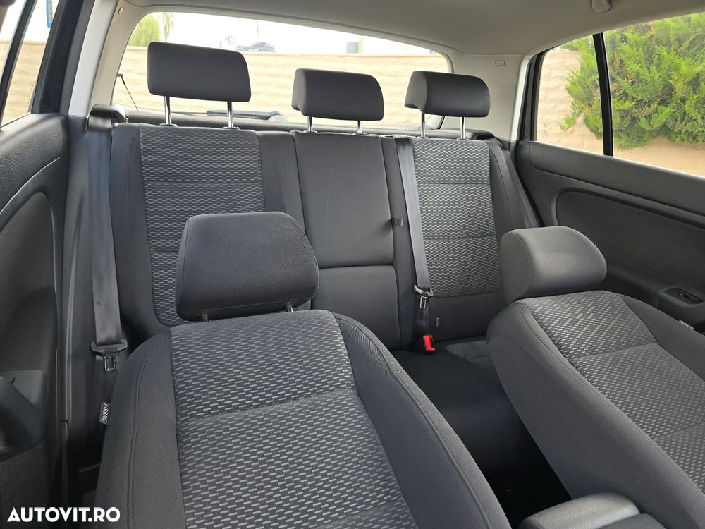 Volkswagen Golf Plus 1.4 Comfortline TSI DSG - 11