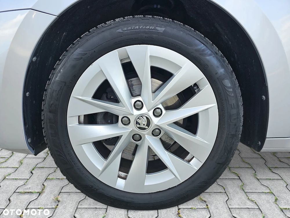Skoda Octavia 2.0 TDI Ambition DSG - 14