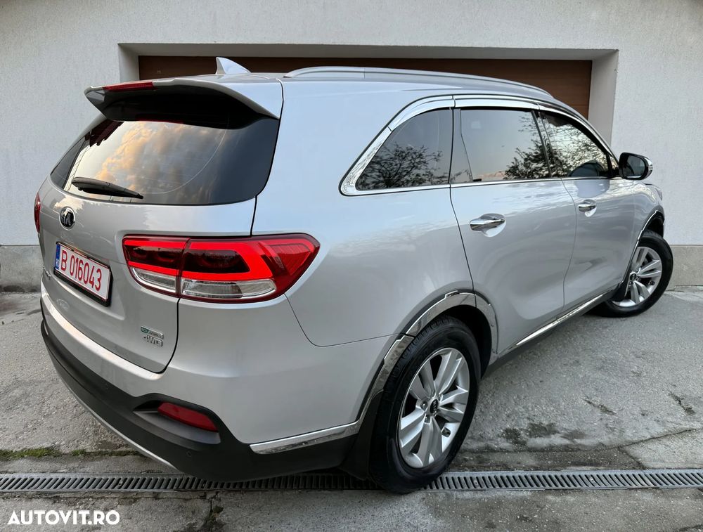 Kia Sorento 2.0 DSL 6AT 4x4 Nova - 5