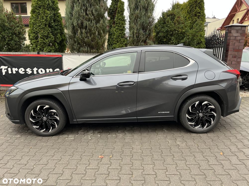 Lexus UX 250h GPF F Impression 2WD - 32