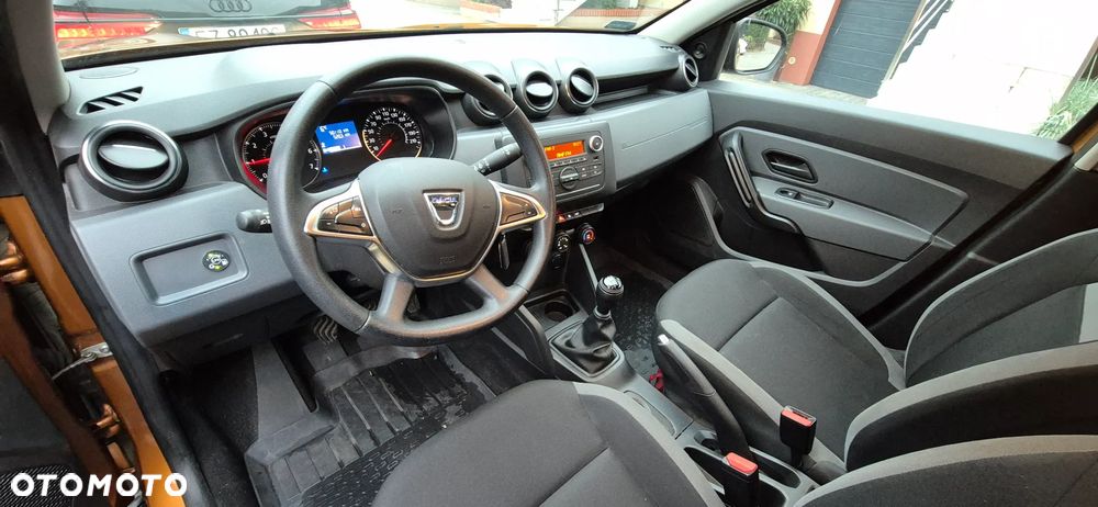 Dacia Duster 1.6 SCe Access S&S - 9