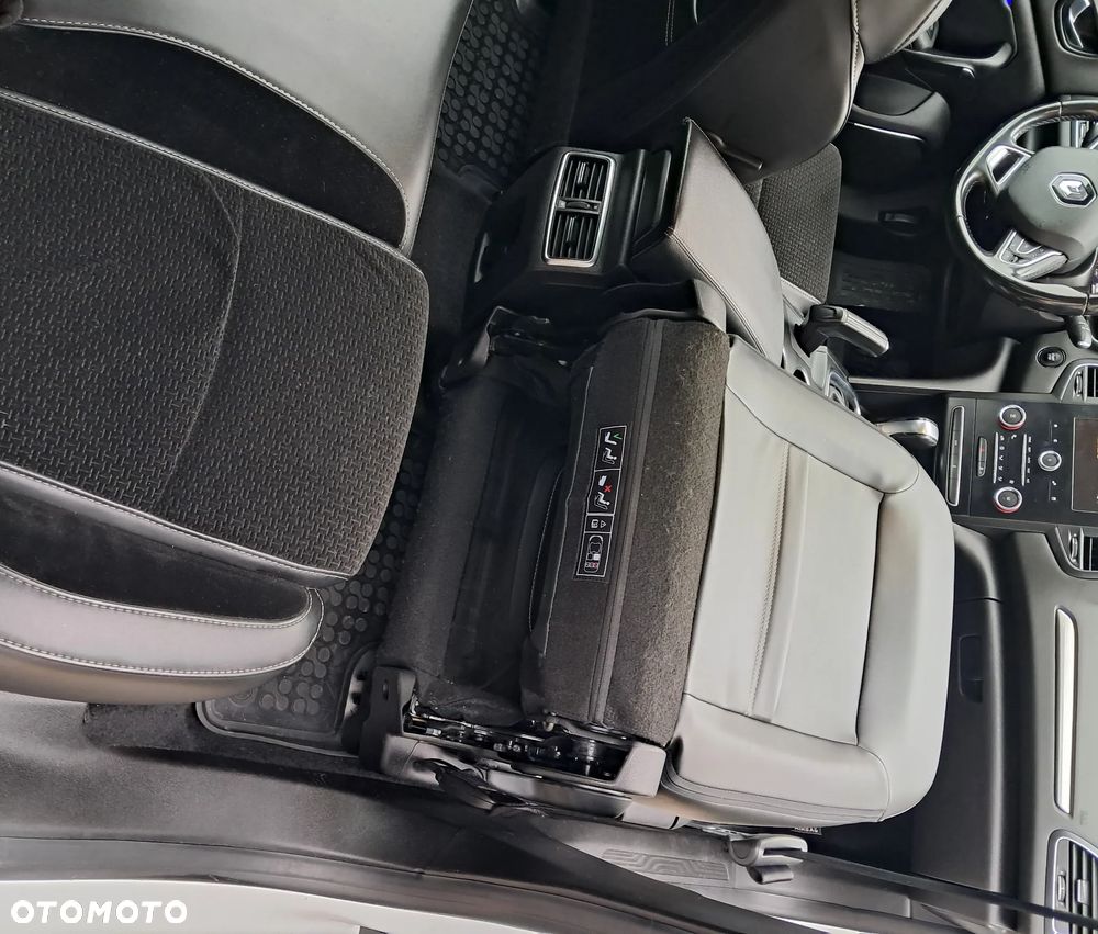 Renault Megane 1.7 Blue dCi Intens EDC - 20