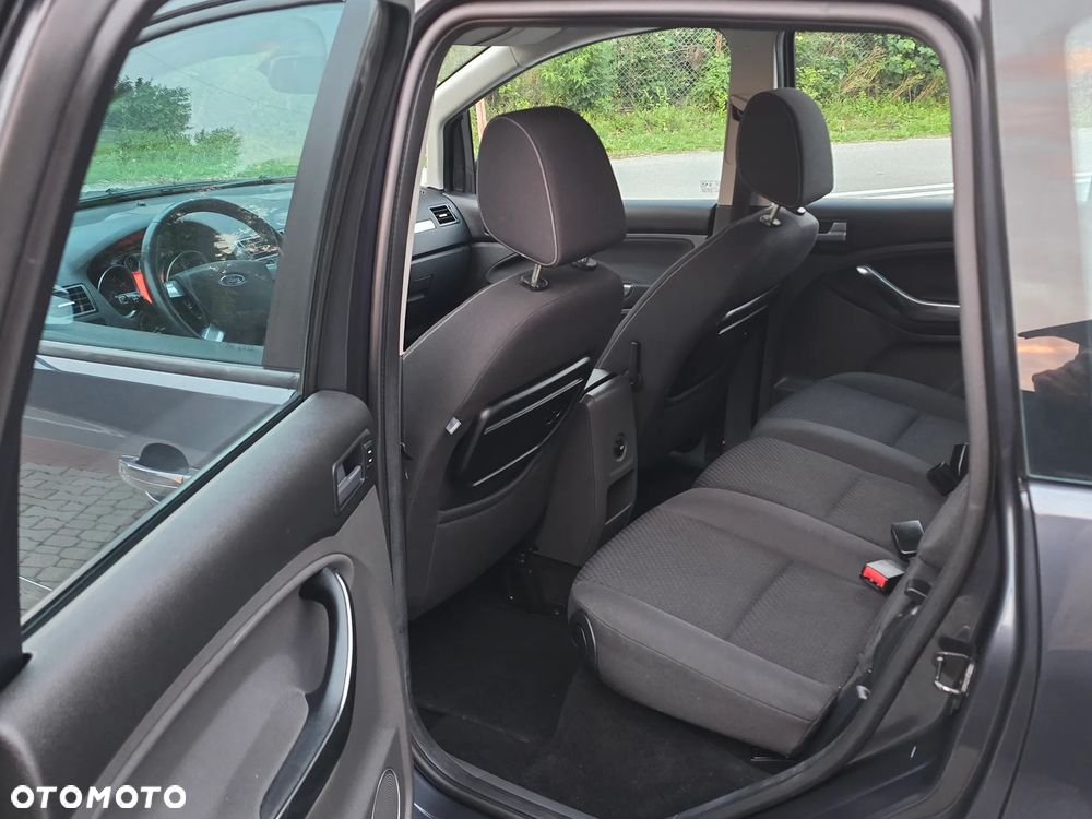 Ford C-MAX 1.8 Titanium - 19