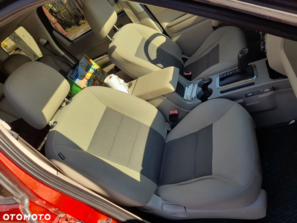 Ford Escape - 2