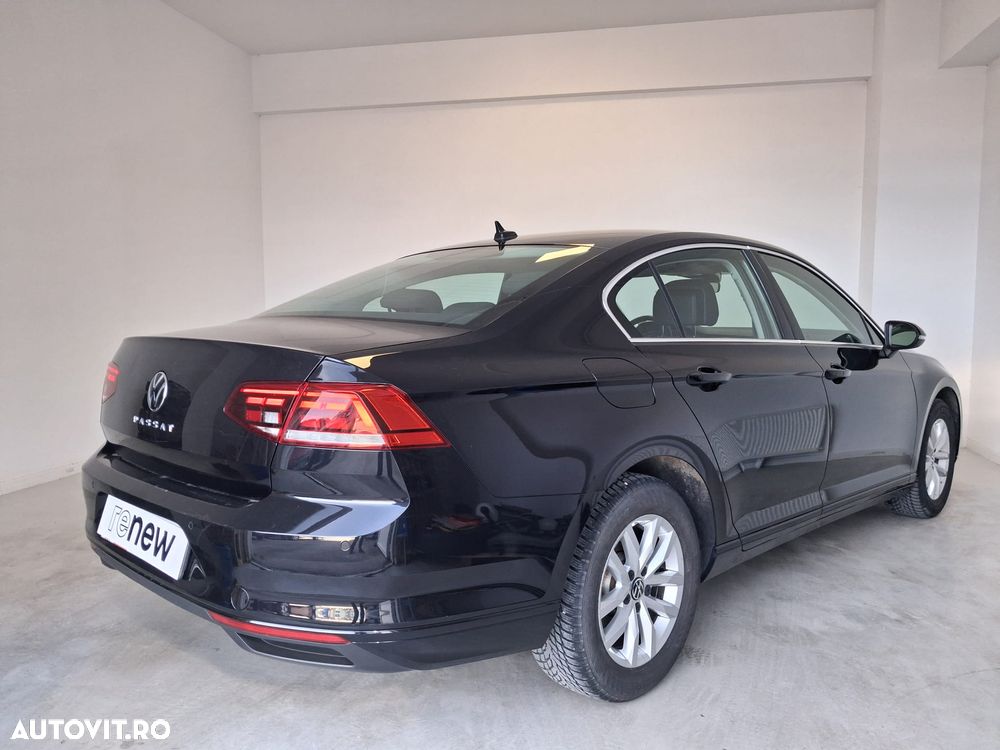 Volkswagen Passat - 2