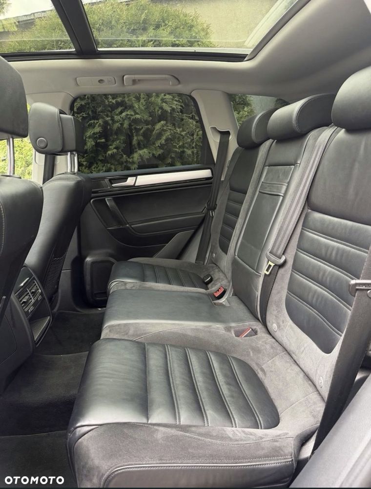 Volkswagen Touareg 3.0 V6 TDI BMT R-Style - 8