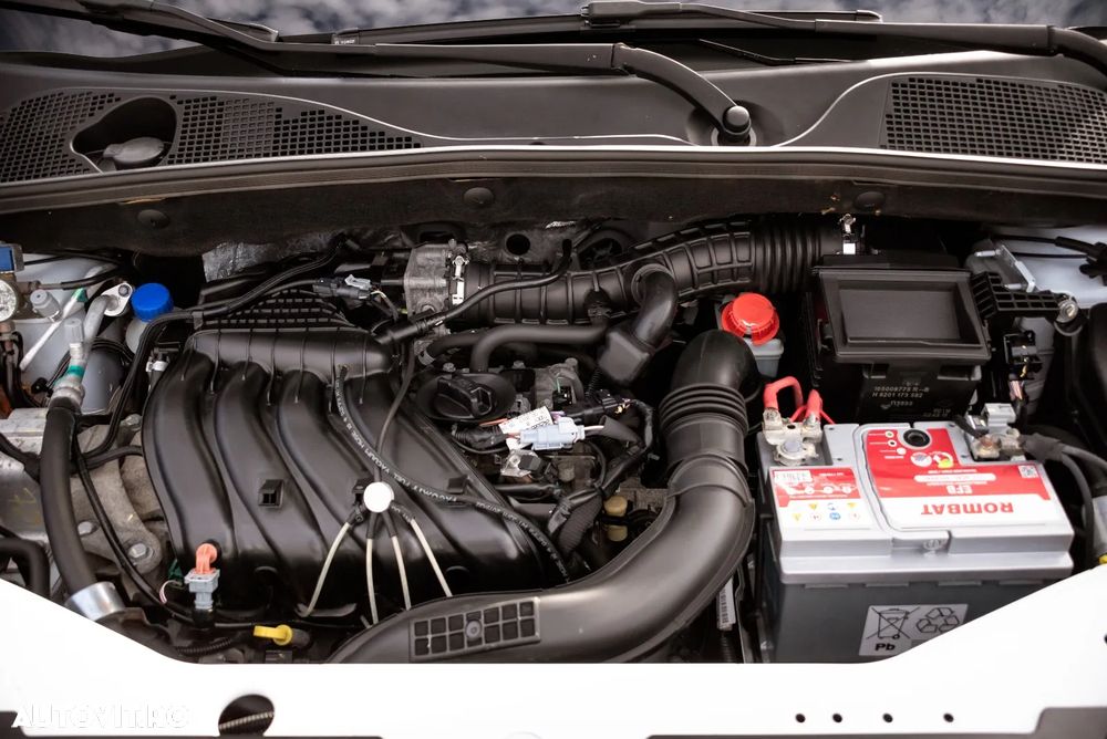 Dacia Lodgy 1.6 SCe Laureate - 29