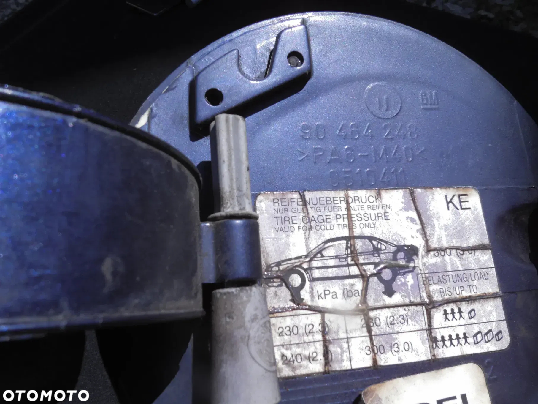OPEL VECTRA B KLAPKA WLEWU PALIWA 90464248 0510411 90464249 0035966 WIELE SZTUK RÓŻNE KOLORY - 9
