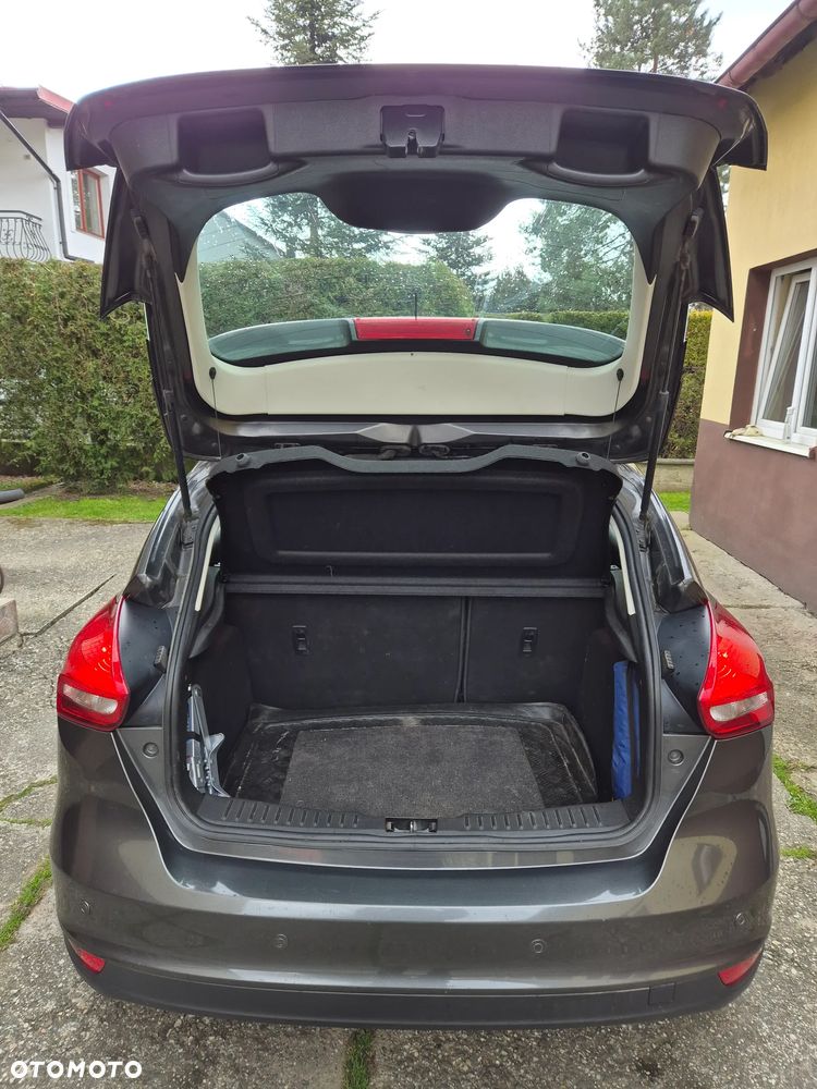 Ford Focus 1.5 TDCi ECOnetic 88g Start-Stopp-System Business - 8