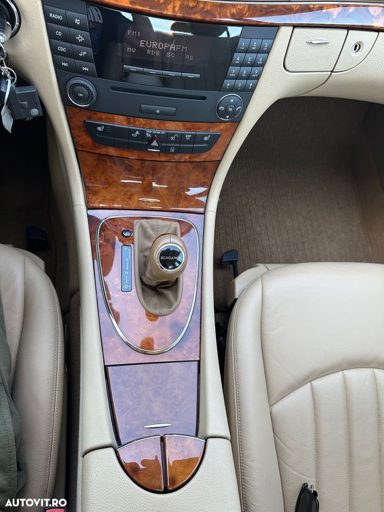 Mercedes-Benz E 220 CDI Automatik Elegance DPF - 30