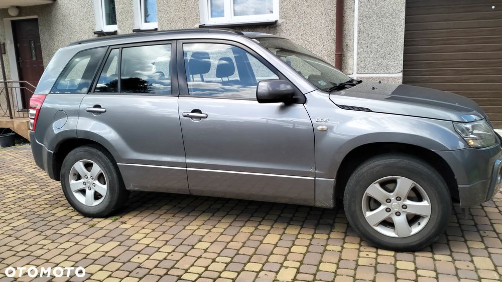 Suzuki Grand Vitara 1.9 DDiS - 1