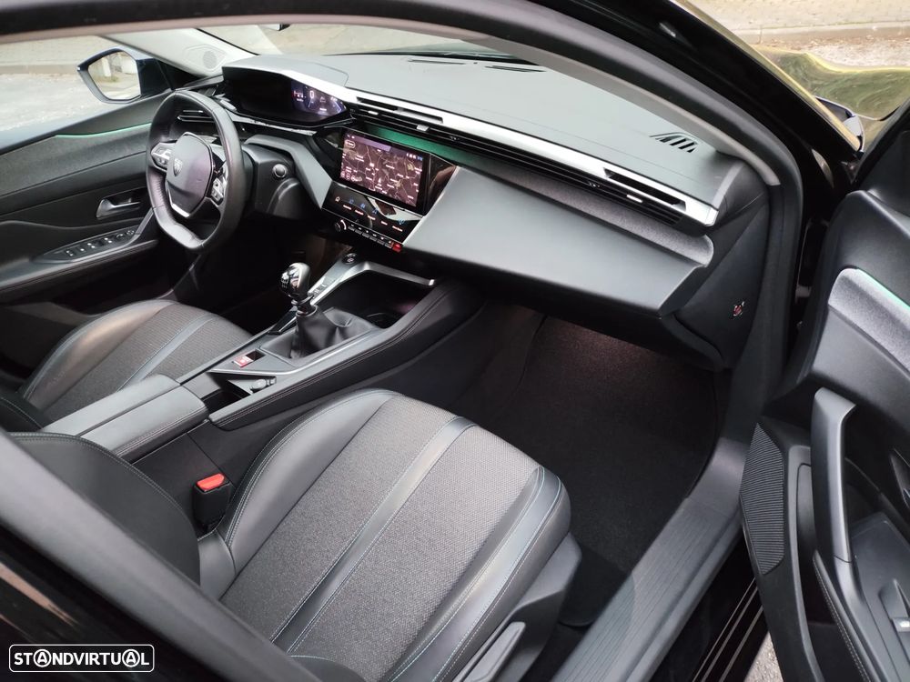 Peugeot 308 SW 1.2 PureTech Allure J17 - 4