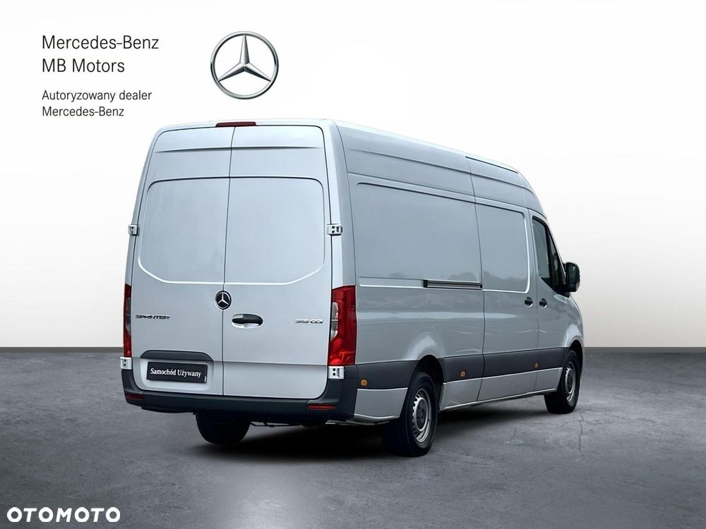 Mercedes-Benz Sprinter - 6