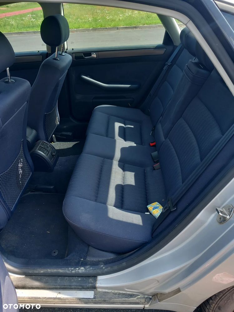 Audi A6 Limousine 2.4 Multitronic - 4