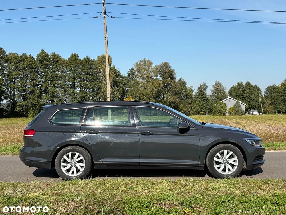 Volkswagen Passat - 3