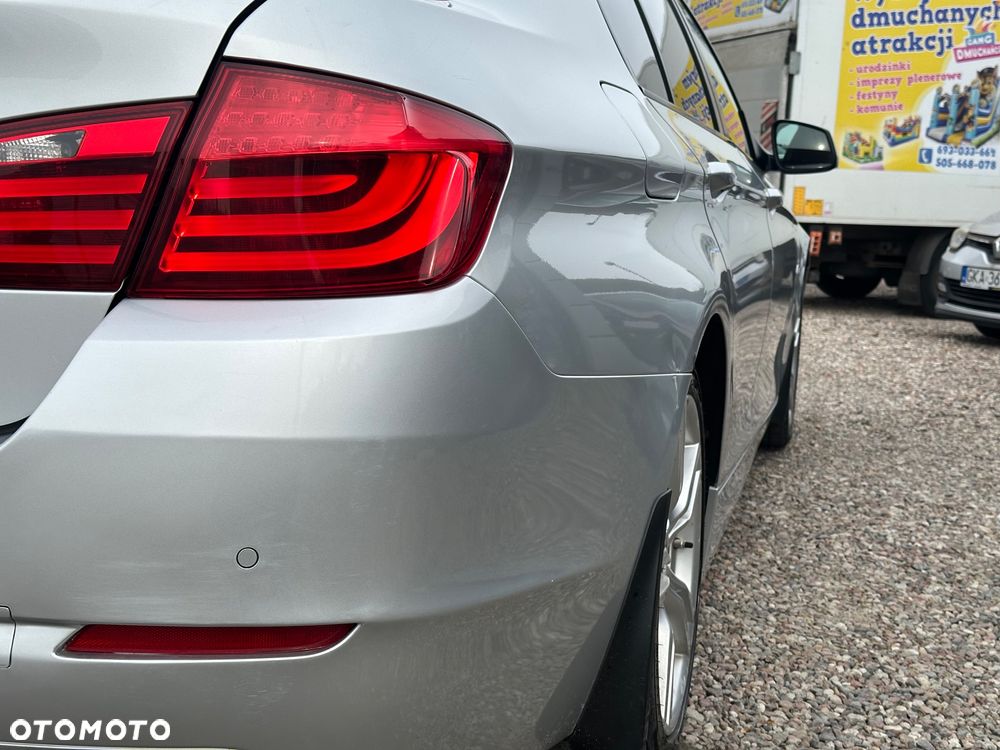 BMW Seria 5 520d Efficient Dynamics Edition - 13