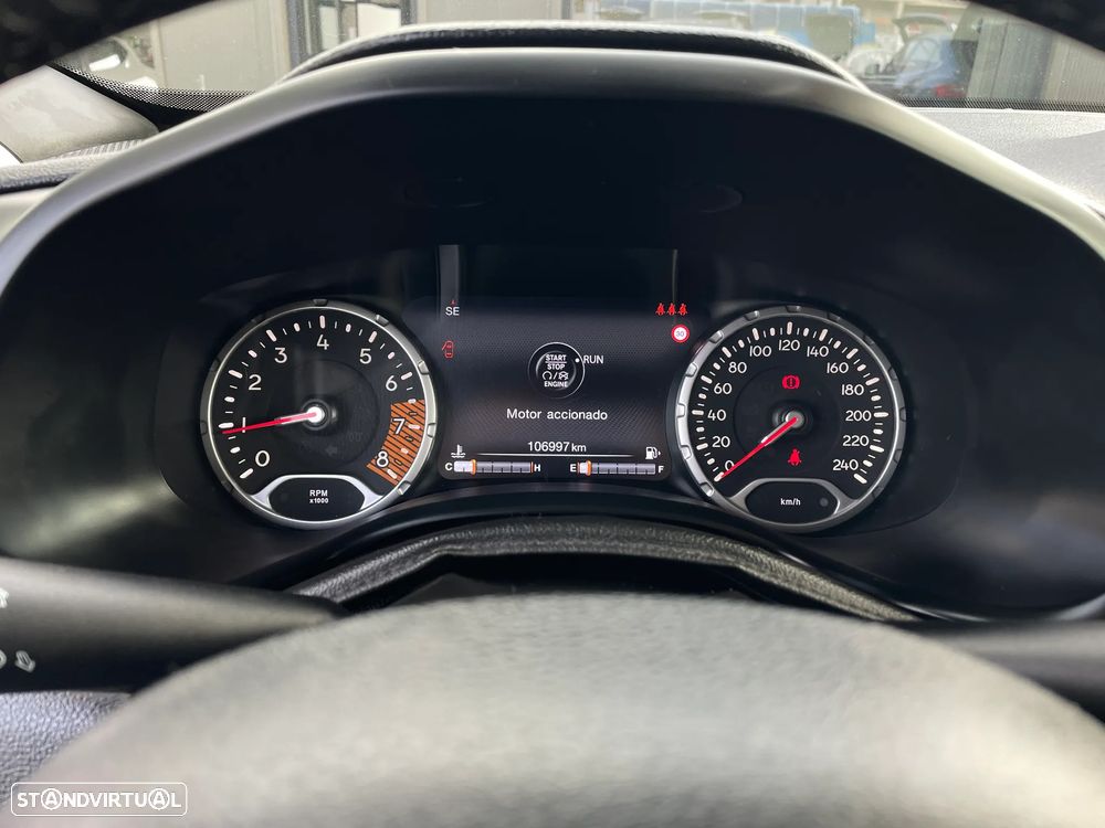 Jeep Renegade 1.0 T Limited - 19