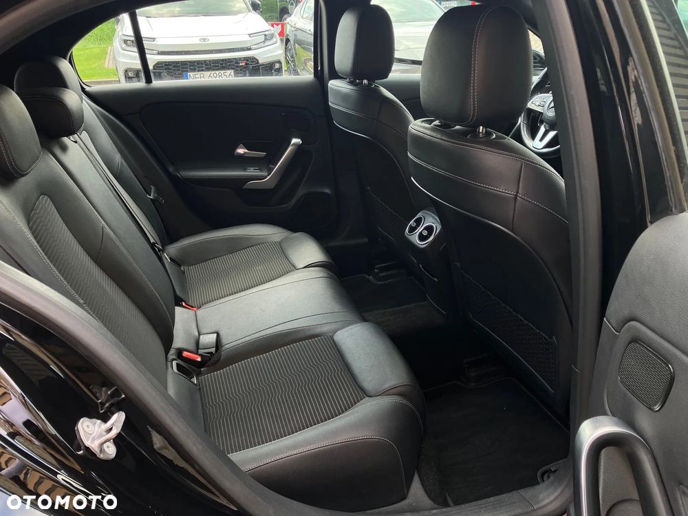 Mercedes-Benz Klasa A 200 Progressive 7G-DCT - 19