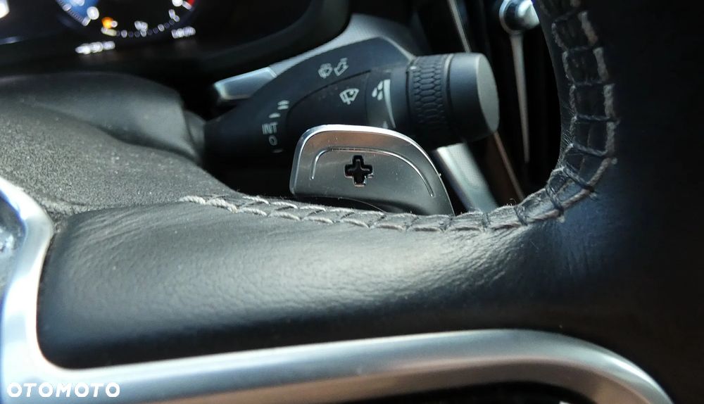 Volvo S60 T5 Drive-E R-Design Summum - 26