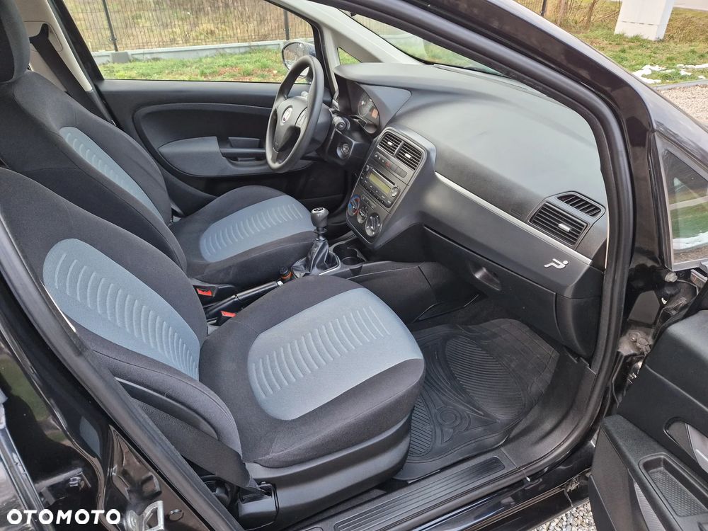 Fiat Punto 1.2 16V Active - 12