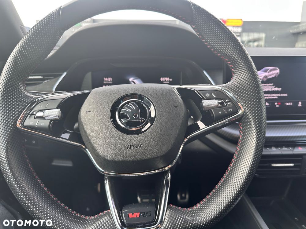 Skoda Octavia 1.4 TSI DSG RS Plus - 23