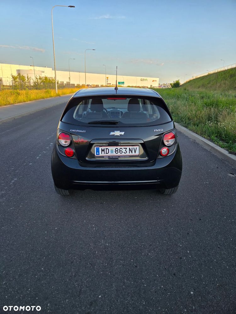 Chevrolet Aveo 1.2 LT - 15