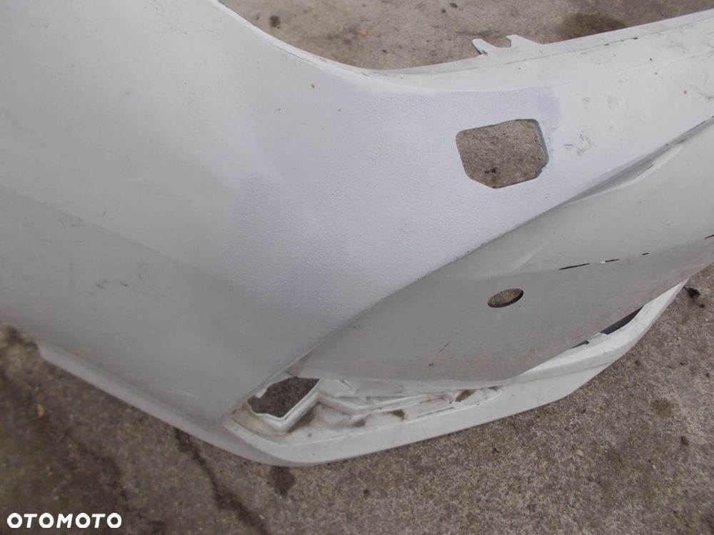 TOYOTA COROLLA E21 SEDAN ZDERZAK PRZÓD PRZEDNI - 4
