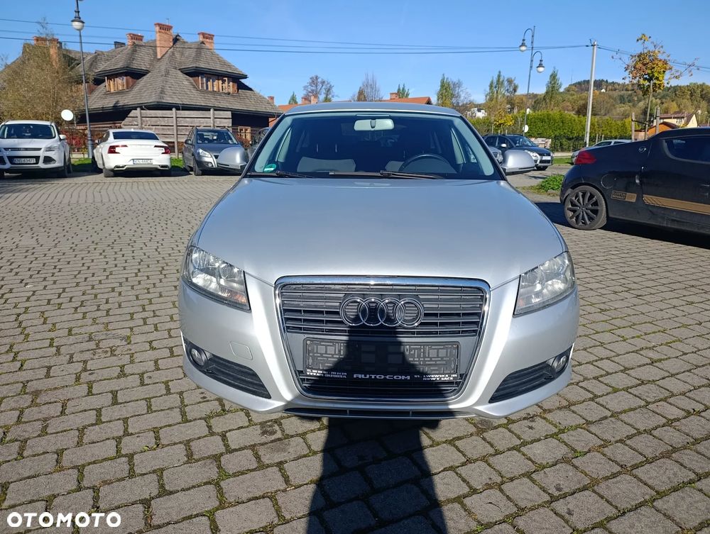 Audi A3 Sportback 2.0 TDI DPF Attraction - 3