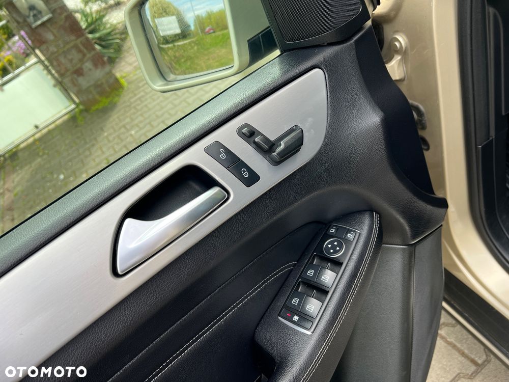 Mercedes-Benz ML 350 BlueTEC 4-Matic - 14
