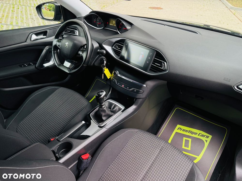 Peugeot 308 BlueHDi FAP 130 Stop & Start Allure - 31